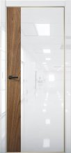 Изображение товара Межкомнатная дверь с экошпоном Aurum Doors Платина Pt 6 Crystall White Gold Edition Орех Пекан